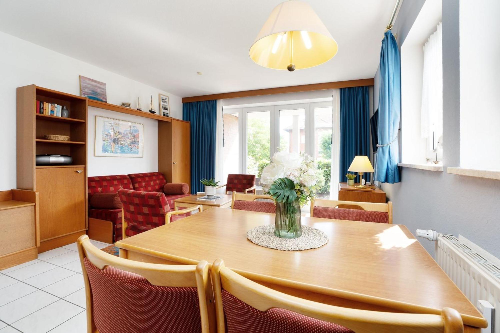 Ferienwohnung Ostsee-Koje mit Terrasse im Kaiserhof 4 Kellenhusen Exterior foto