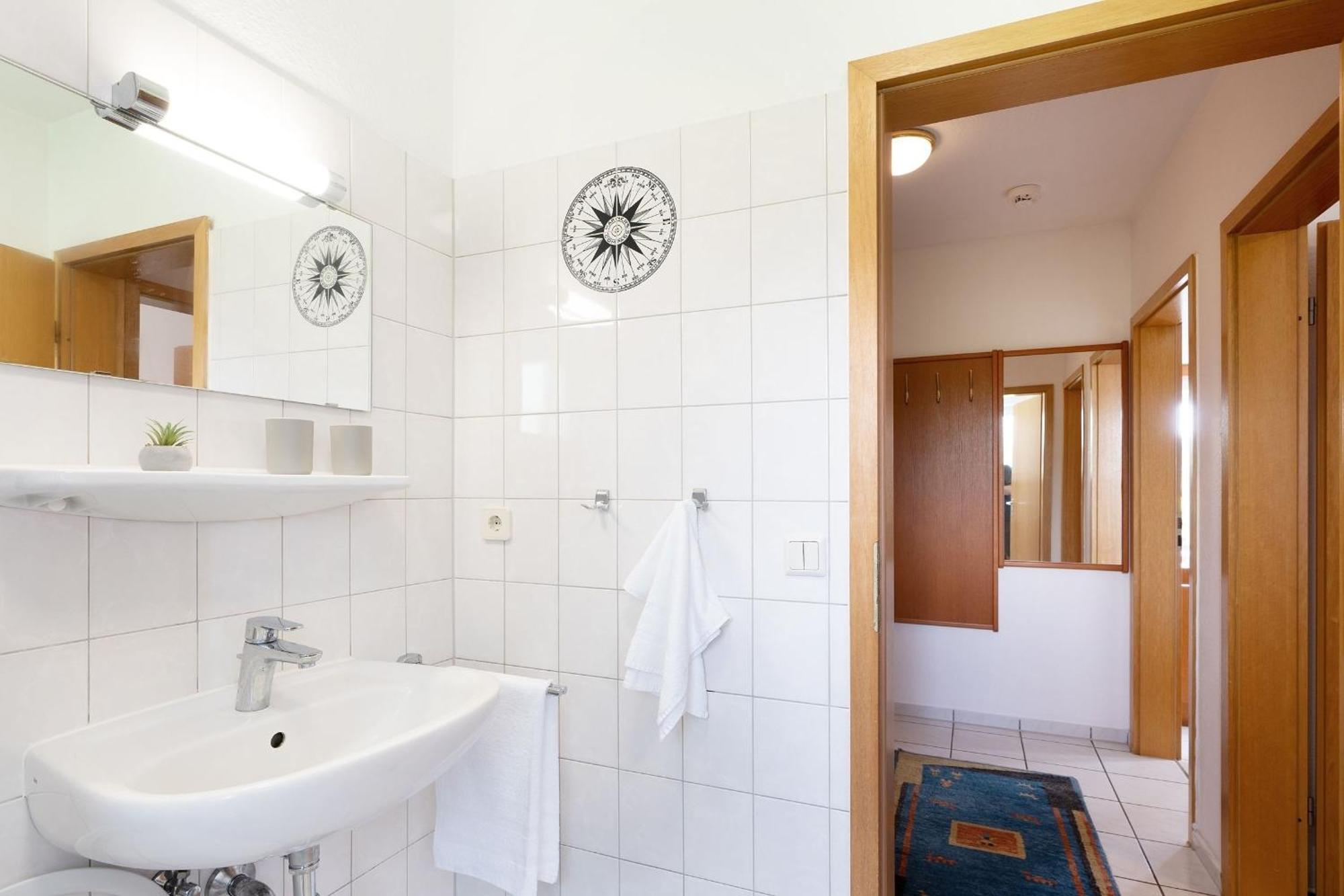 Ferienwohnung Ostsee-Koje mit Terrasse im Kaiserhof 4 Kellenhusen Exterior foto