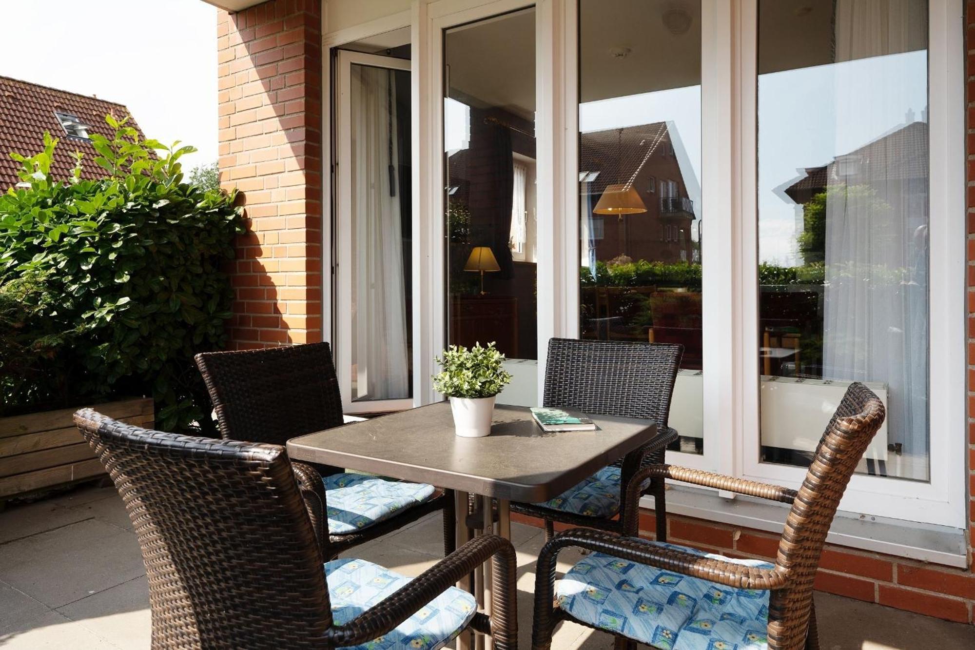 Ferienwohnung Ostsee-Koje mit Terrasse im Kaiserhof 4 Kellenhusen Exterior foto